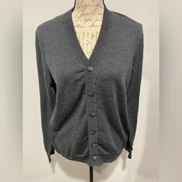 Jos. A. Bank Traveler 100% Merino Wool Cardigan Sweater. Gray. Size Large - Picture 1 of 5
